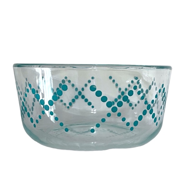 Pyrex Bowl 5.5” Diameter MCM Design Clear Glass Blue Dot Diamond Pattern - Picture 7 of 10